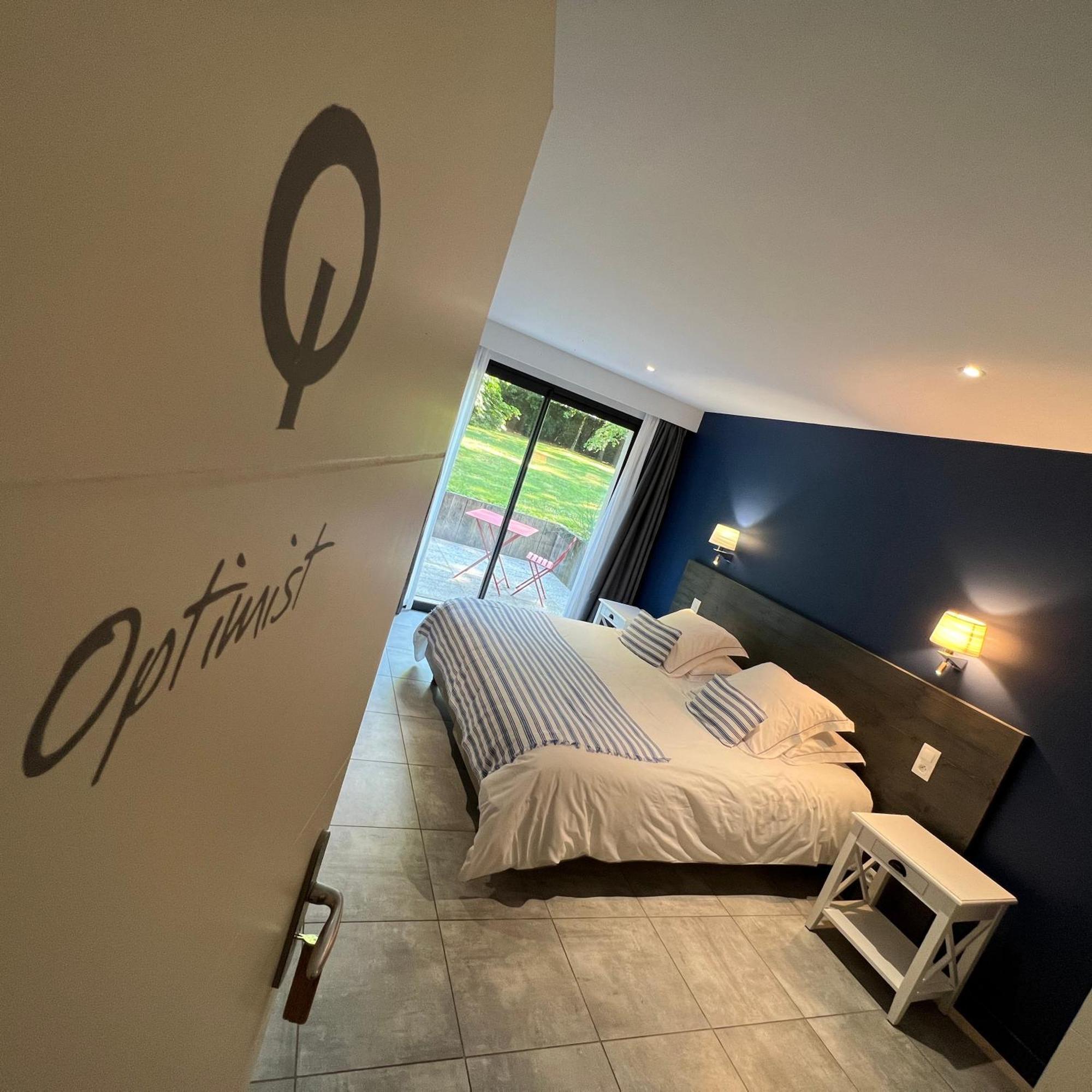 Bed and Breakfast Manoir Des Eperviers Quéven Exterior foto
