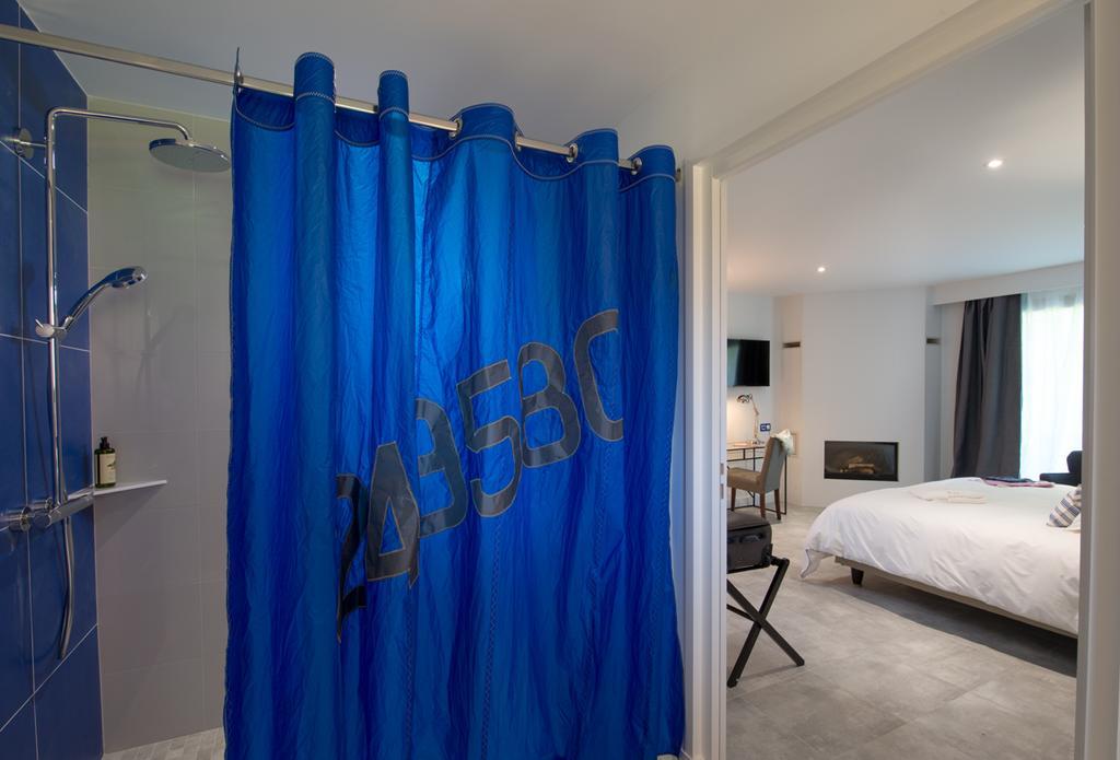 Bed and Breakfast Manoir Des Eperviers Quéven Zimmer foto