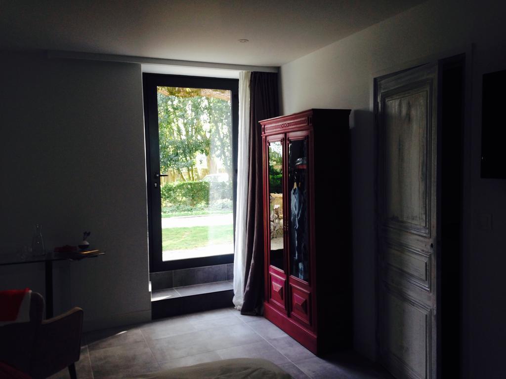 Bed and Breakfast Manoir Des Eperviers Quéven Zimmer foto